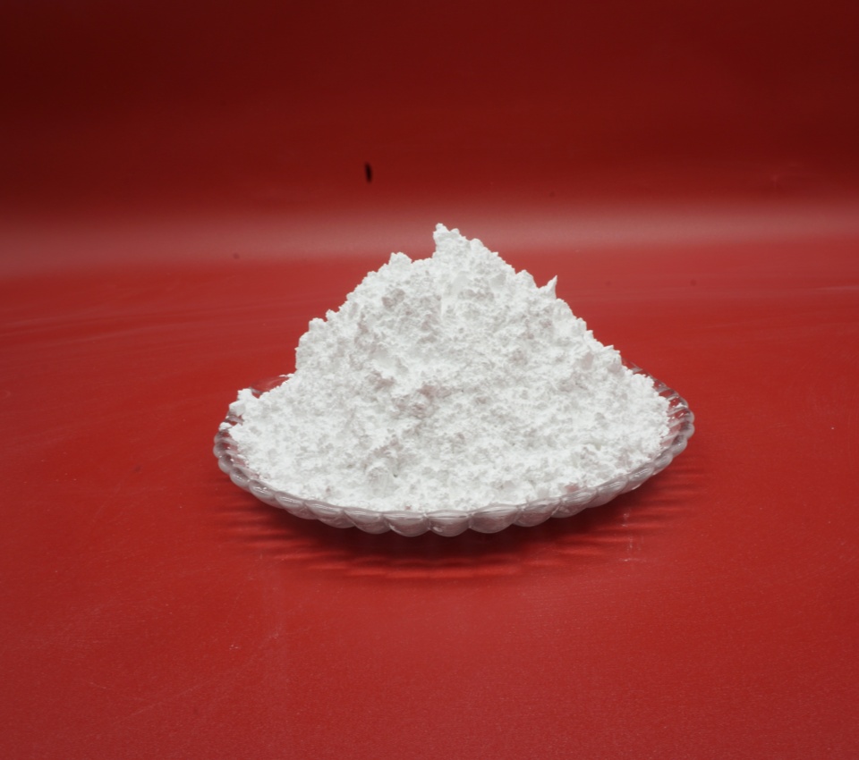 氧化鋁粉的特性及其在材料科學(xué)中的應用