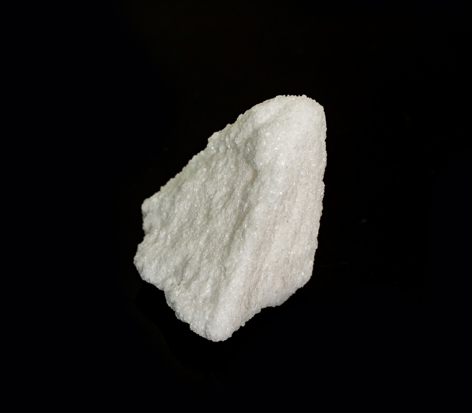 推動(dòng)白剛玉行業(yè)的創(chuàng  )新與發(fā)展戰略